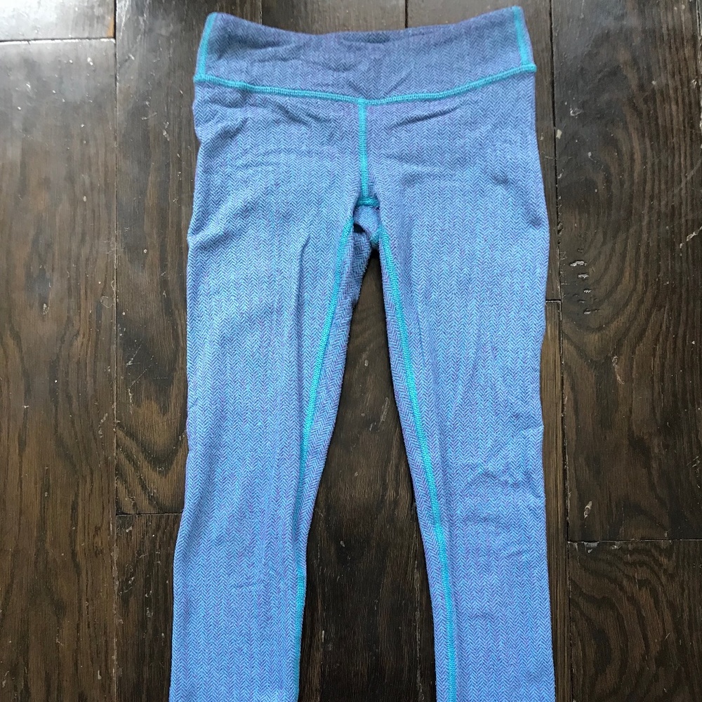 Blue Ivivva leggings size 7